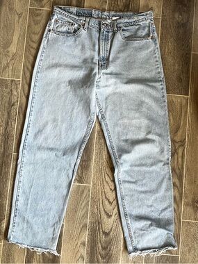Vintage USA made Levi’s red tab 550 baggy fit tapered leg 36 x 31.5